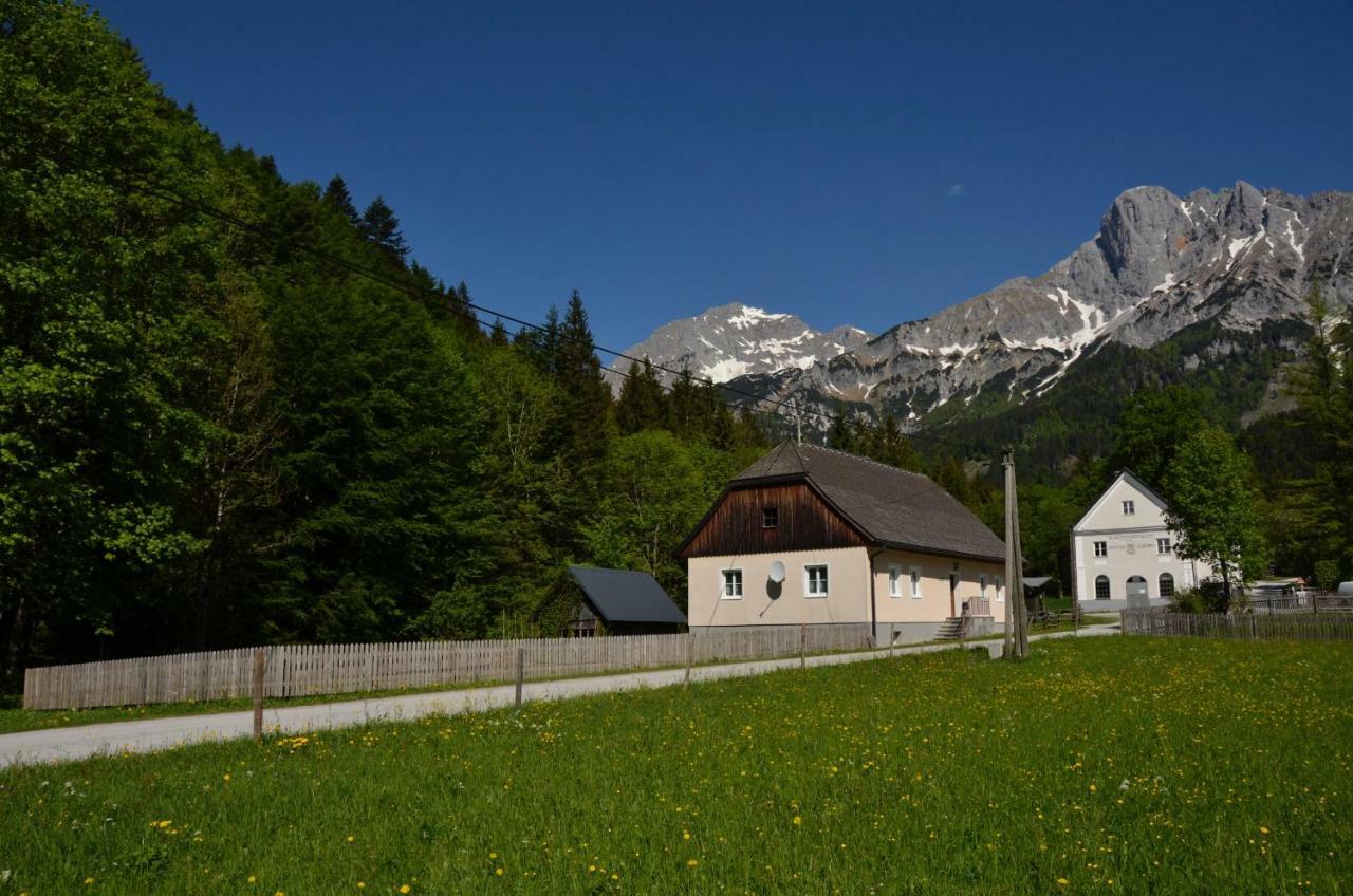 Haus Rosina Villa Admont Exterior photo